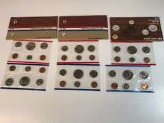 (2) 1984, 1985 Uncirculated Mint Sets