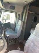 2013 Mack CXU613 showing 438,785 mi, 141,133 hrs- runs