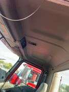 2007 Mack CHN613 showing 55,977 mi, 15,504 hrs- doesn't run