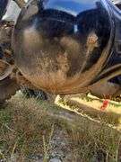 2015 Peterbilt 567 showing 31,476 mi, 7,804 hrs - runs