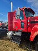 2011 Mack CHU613 showing 558,544 mi, 16,894 hrs- runs