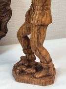 PIED PIPER OF HAMELIN CARVED FIGURINE AND PLATE.  GERMAN ORIGIN