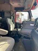 2003 Volvo showing 862,463 & 82,463 mi, 3,909 hrs - doesn't run