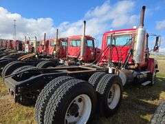 2008 Mack CHU613 52,535 mi, 8,497 hrs- runs