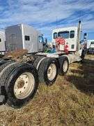 2014 Peterbilt 567 showing 44,798 mi, 5,118 hrs- runs