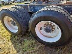 2007 Mack CHN613 showing 55,977 mi, 15,504 hrs- doesn't run