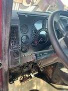 2015 Mack CHU613 showing 43,870 mi, 6,916 hrs - runs