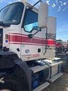 2014 Mack CHU613 showing 498,610 mi, 11,275 hrs - runs