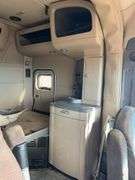 2015 Peterbilt 579 showing 500,775 mi, 26,318 hrs - doesn't run