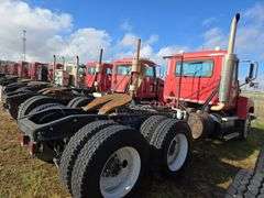 2007 Mack CHN613 showing 55,977 mi, 15,504 hrs- doesn't run