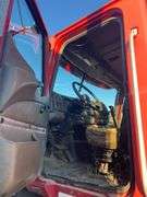 2007 Mack CHU613 showing 38,067 mi, 13,851 hrs- runs