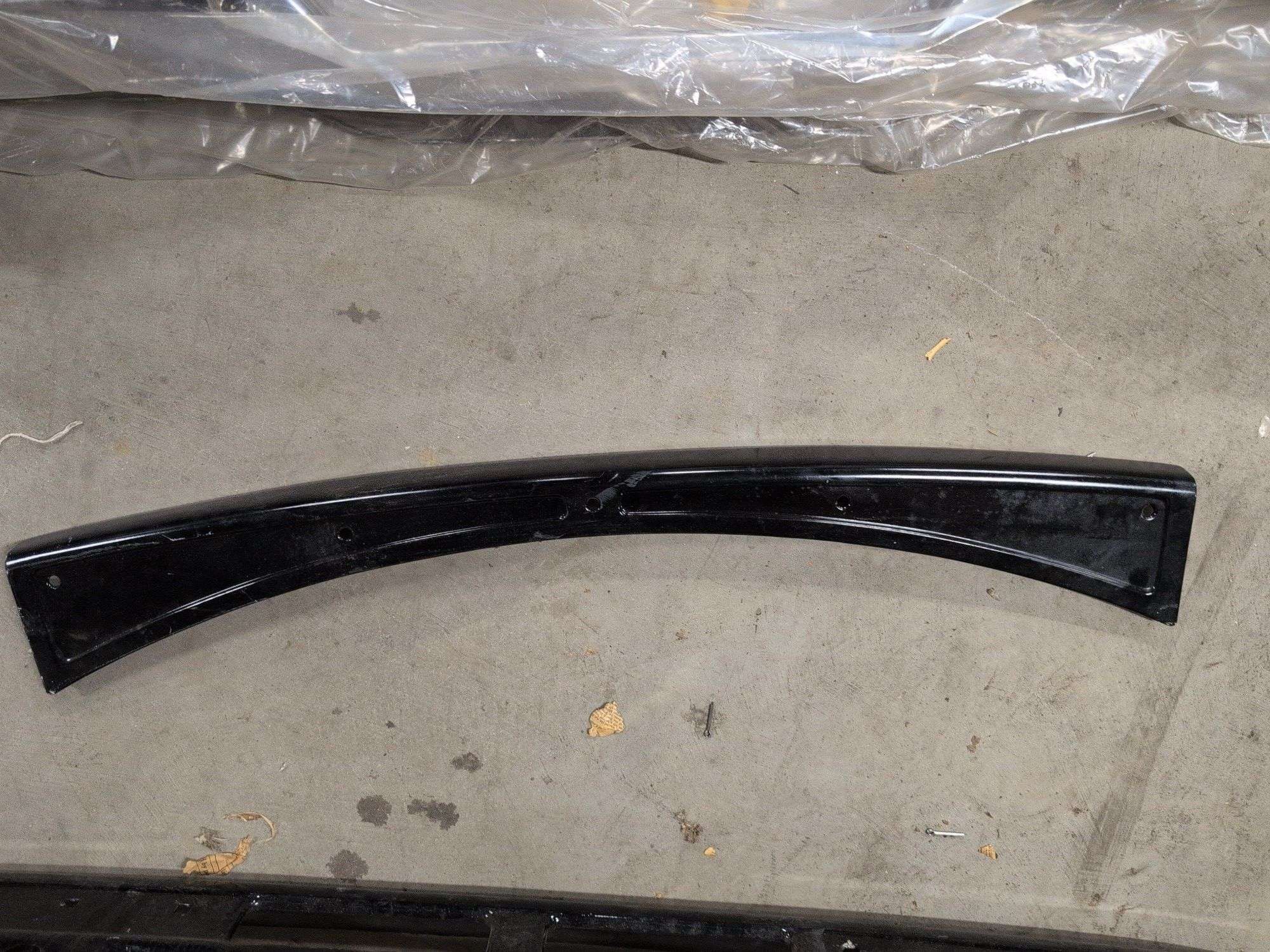 Vehicle fenders and bumper