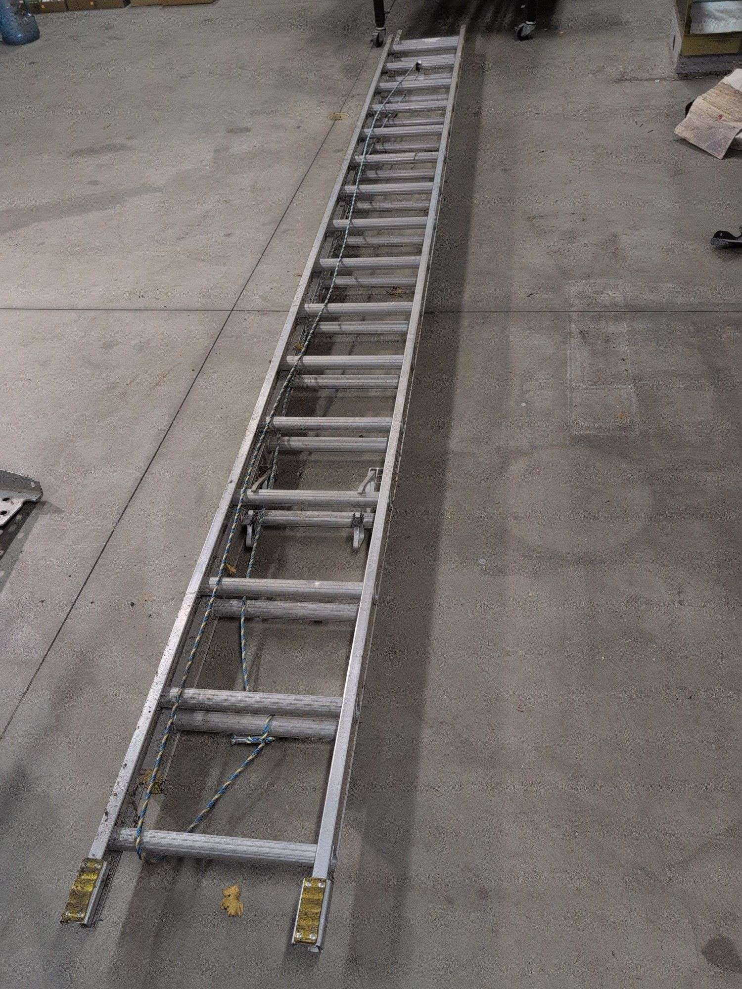 24' Werner extension ladder