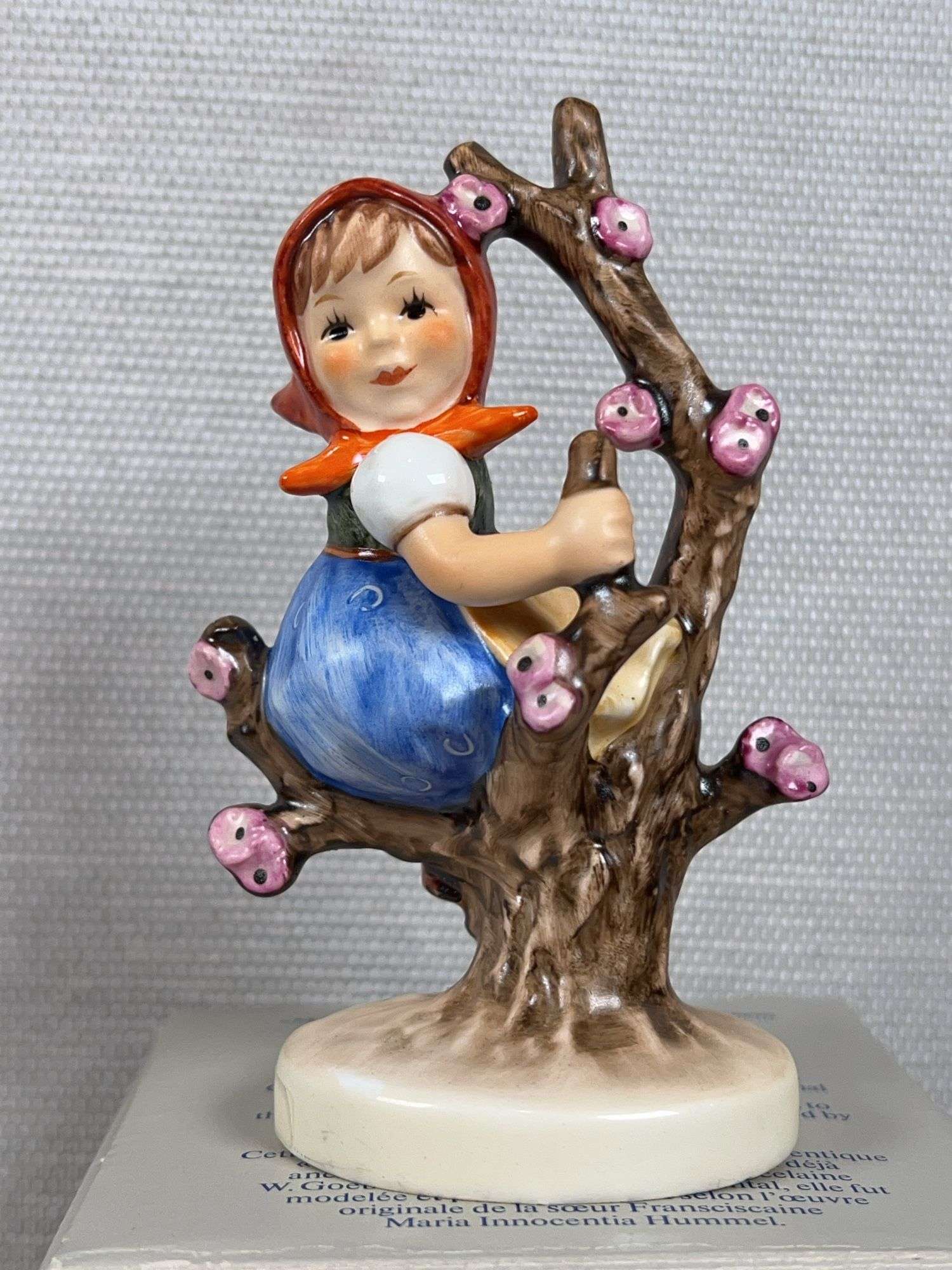 HUMMEL BOY AND GIRL IN THE TREE