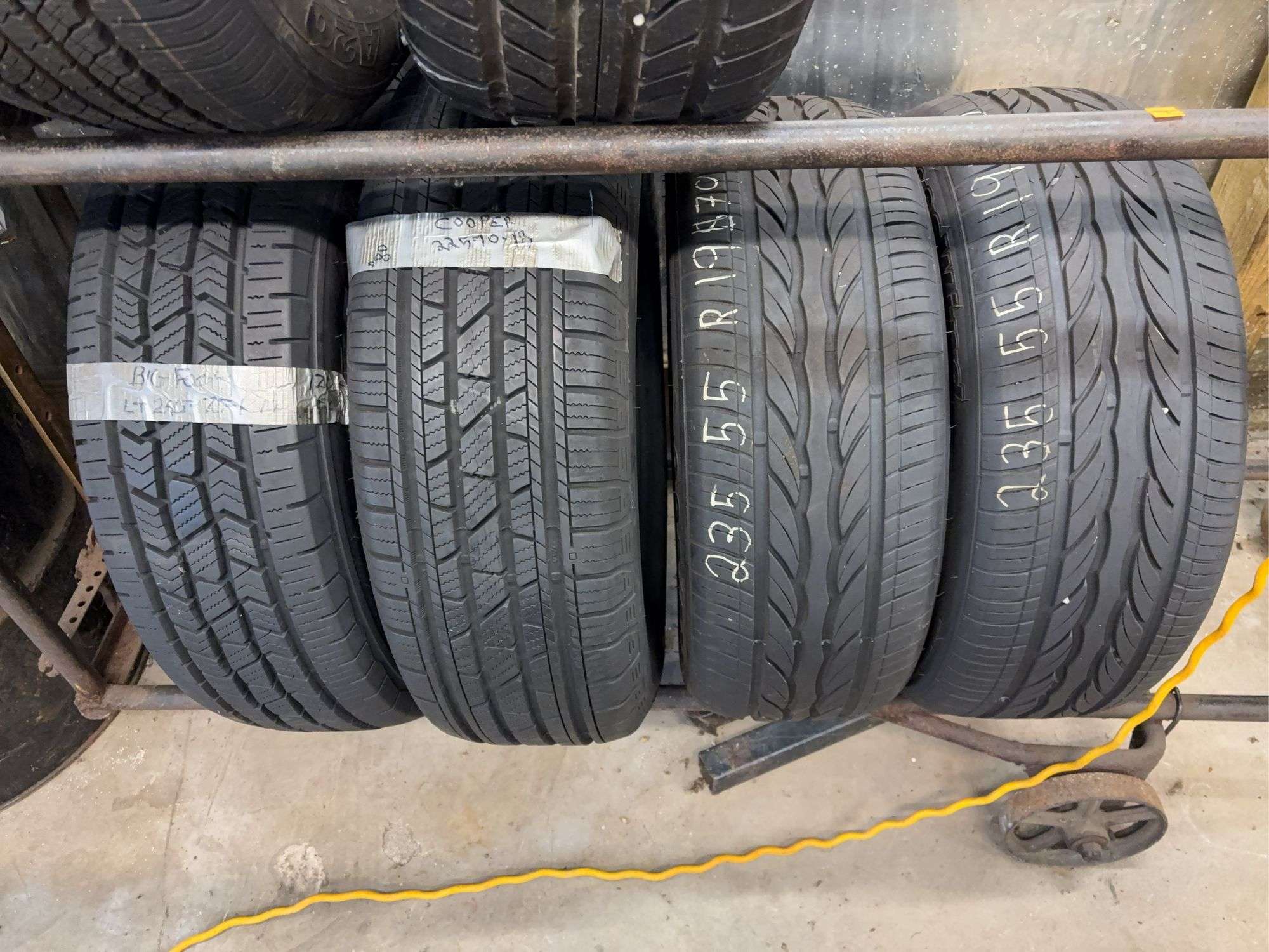 (4) miscellaneous tires like new - (2) matching - 235/55/R19 - see photos