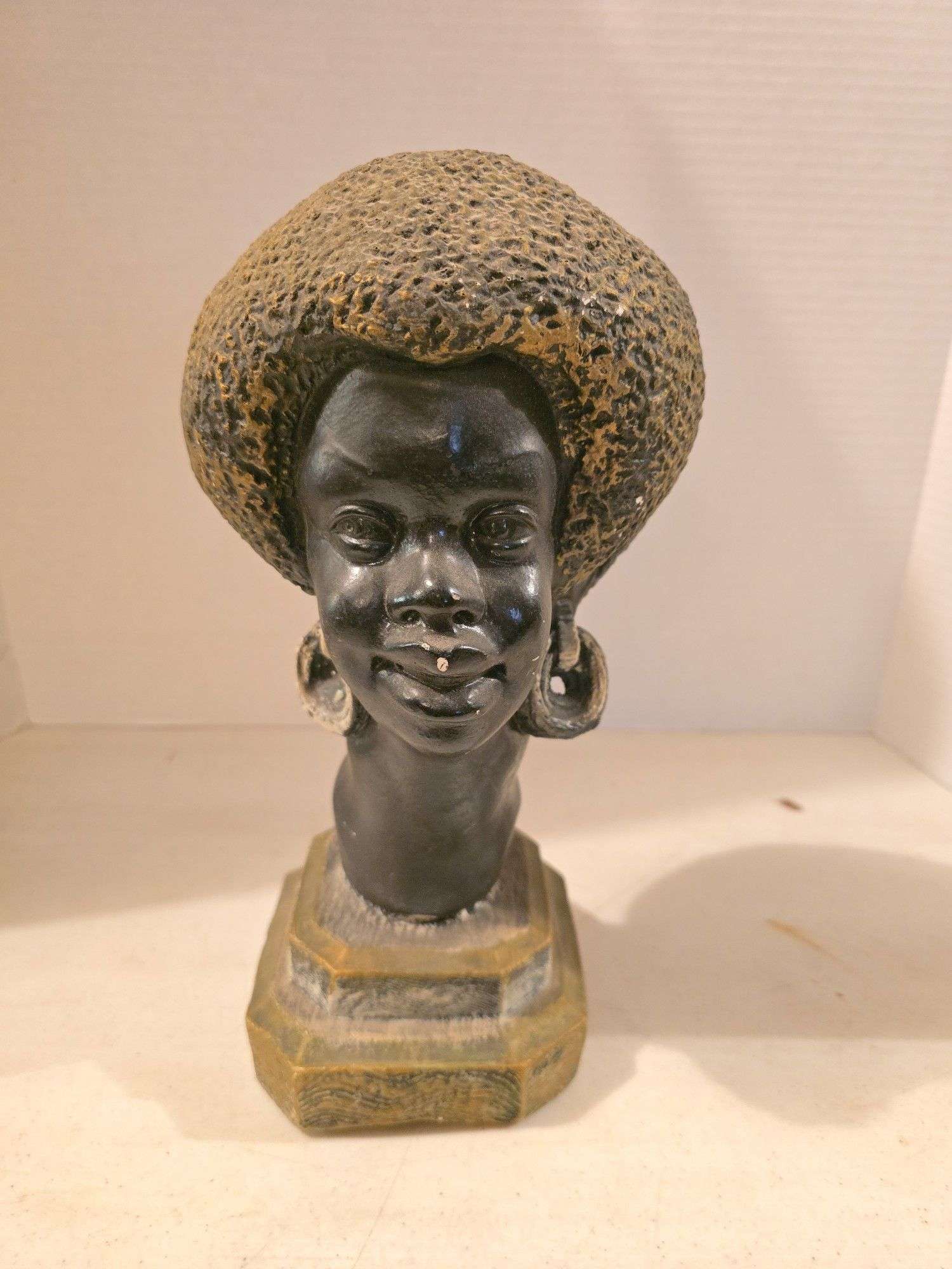 VINTAGE BLACK AFFRO GODDESS CERAMIC SCULPTURE 13" TALL
