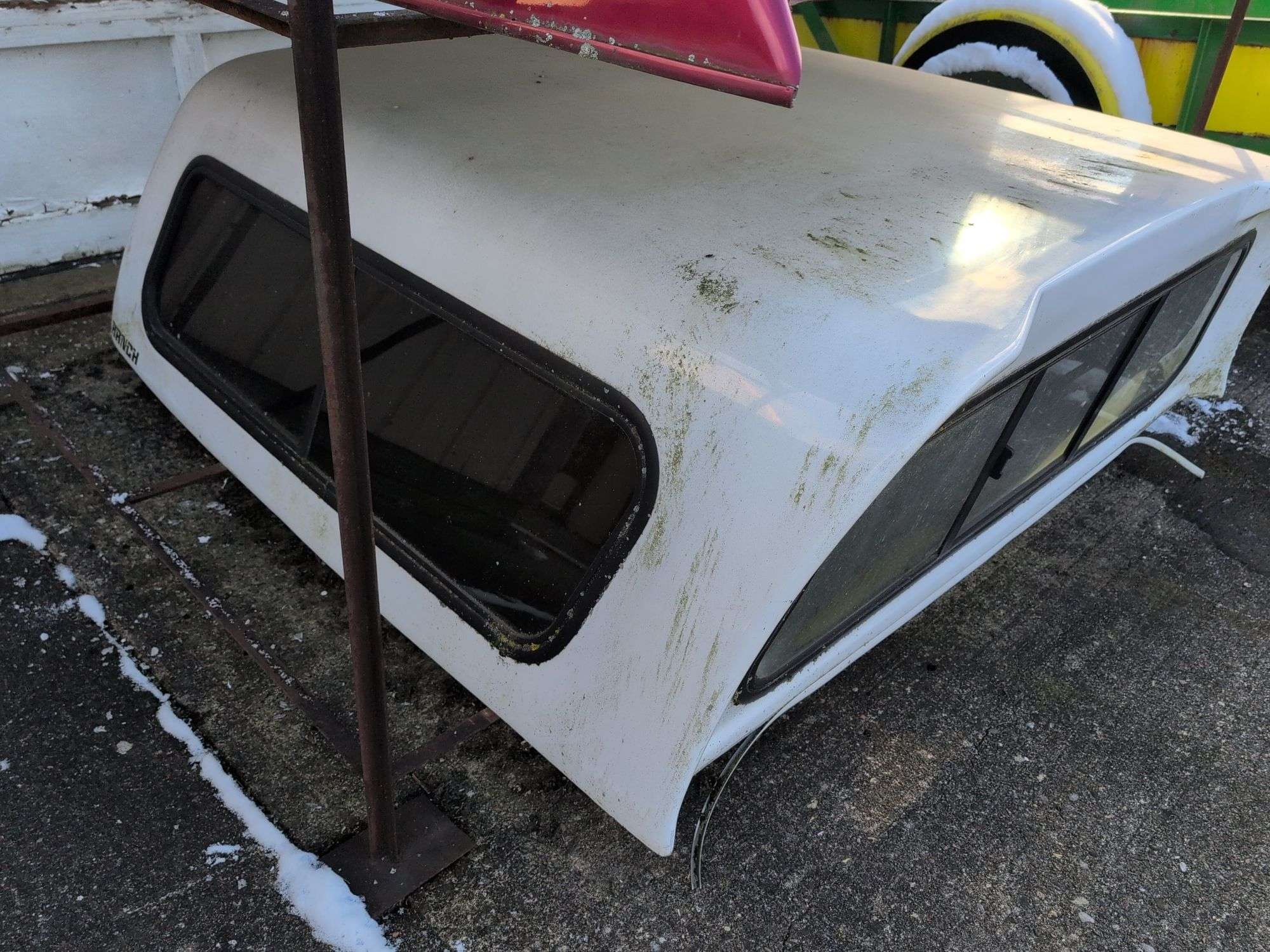 Ranch white truckbed cap - 6' long, 6' wide