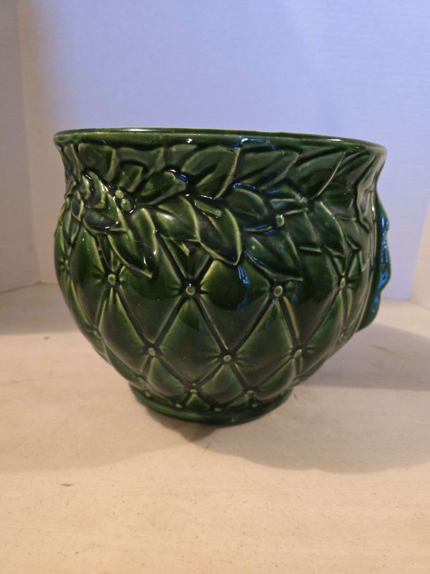 MCKOY QUILTED DIAMOND AND LEAVES JARDINIERE 9" TALL 10" ACROSS