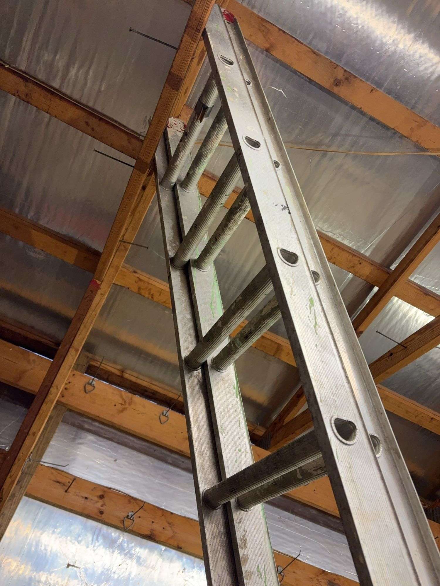 12' extension ladder - 24' fully extended