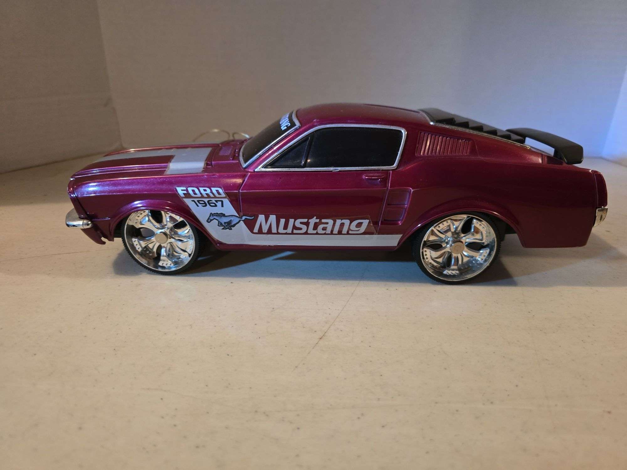 67 FORD MUSTANG FAST BACK BATTERY OPERATED CAR