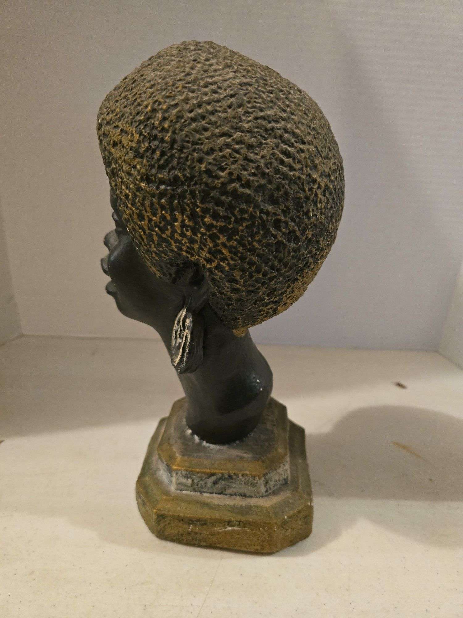 VINTAGE BLACK AFFRO GODDESS CERAMIC SCULPTURE 13" TALL