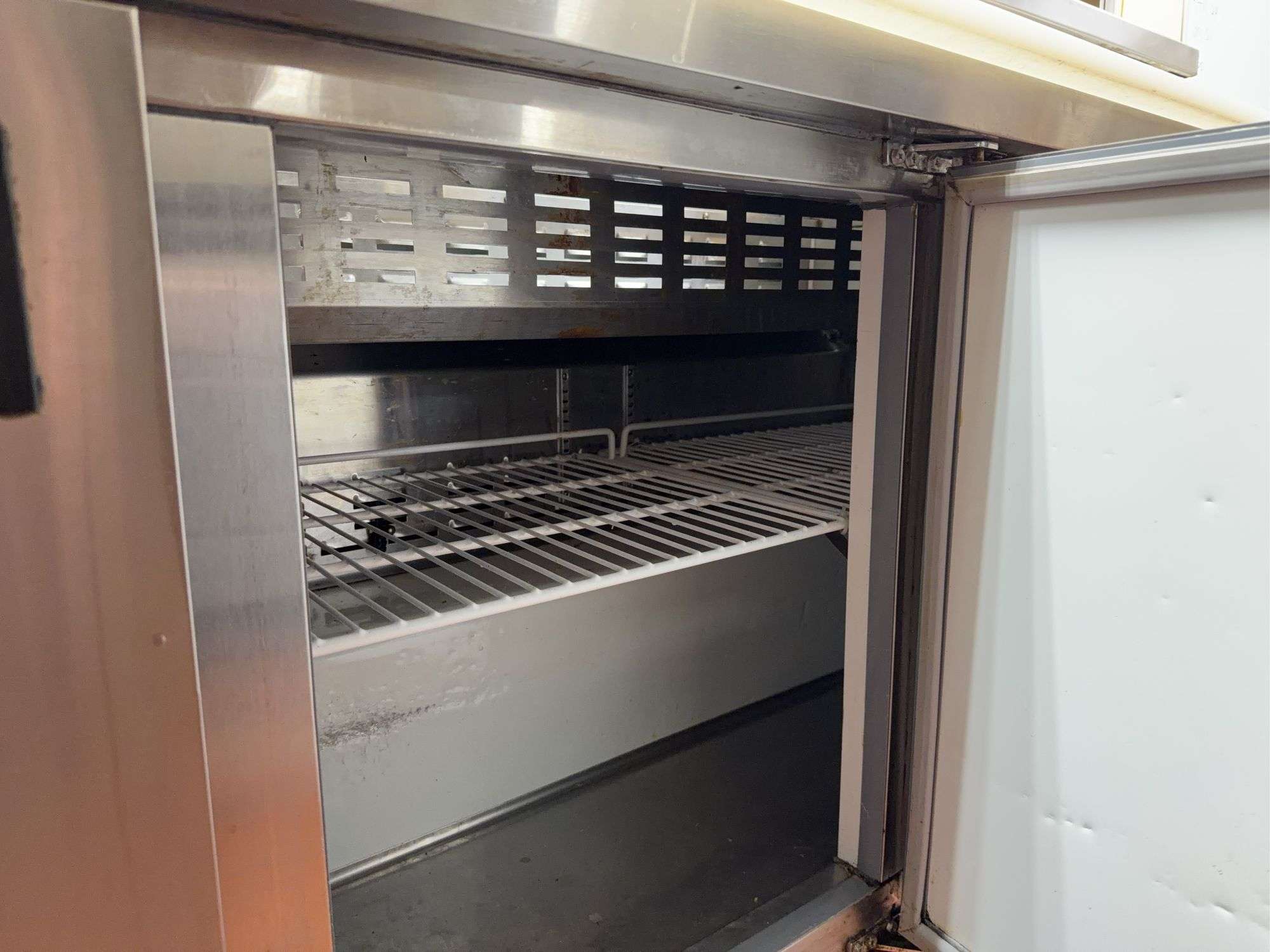 Avantco Refrigerated Prep Table