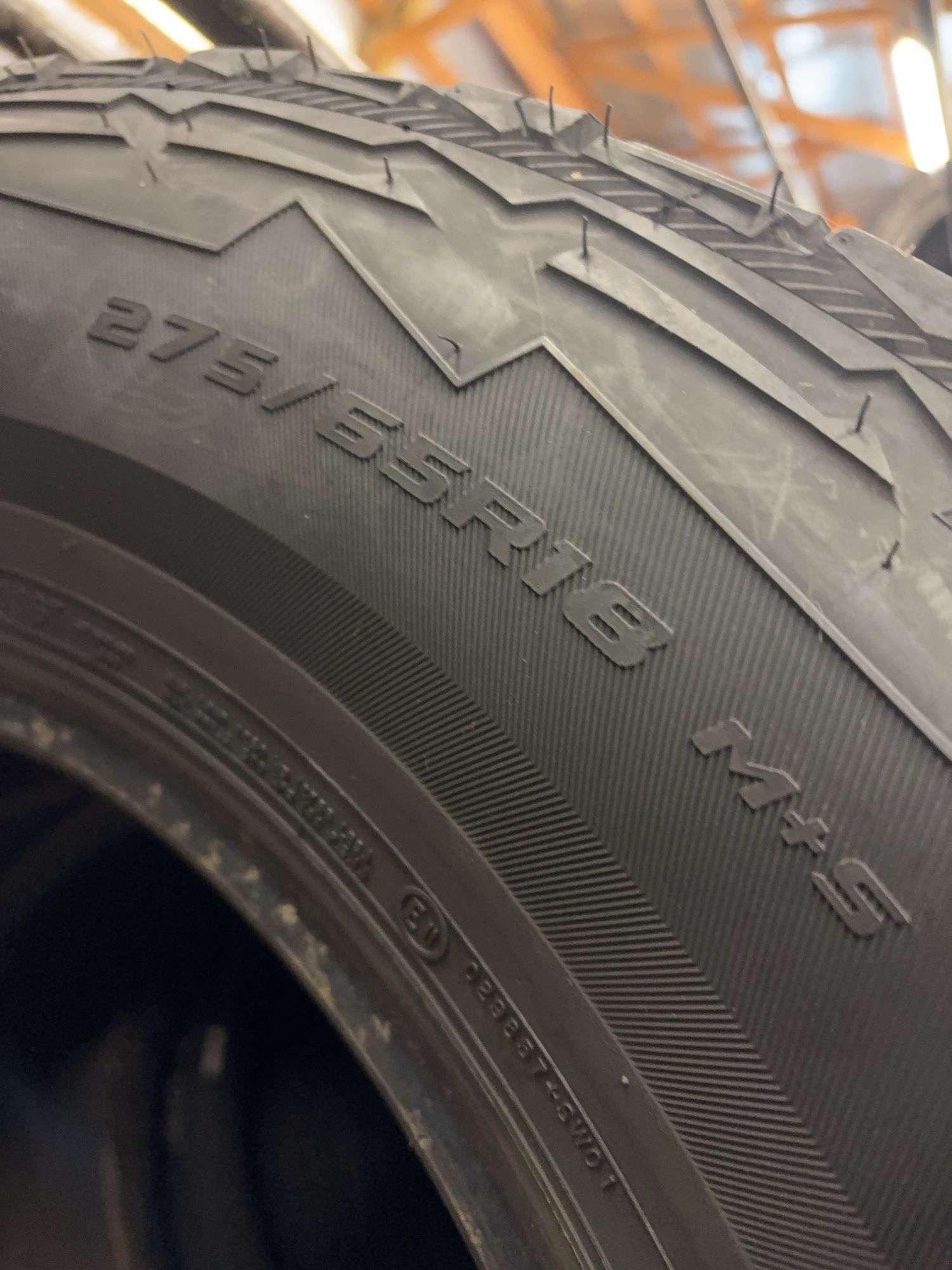 (2) tires like new - 255/45/20 and 275/65/18