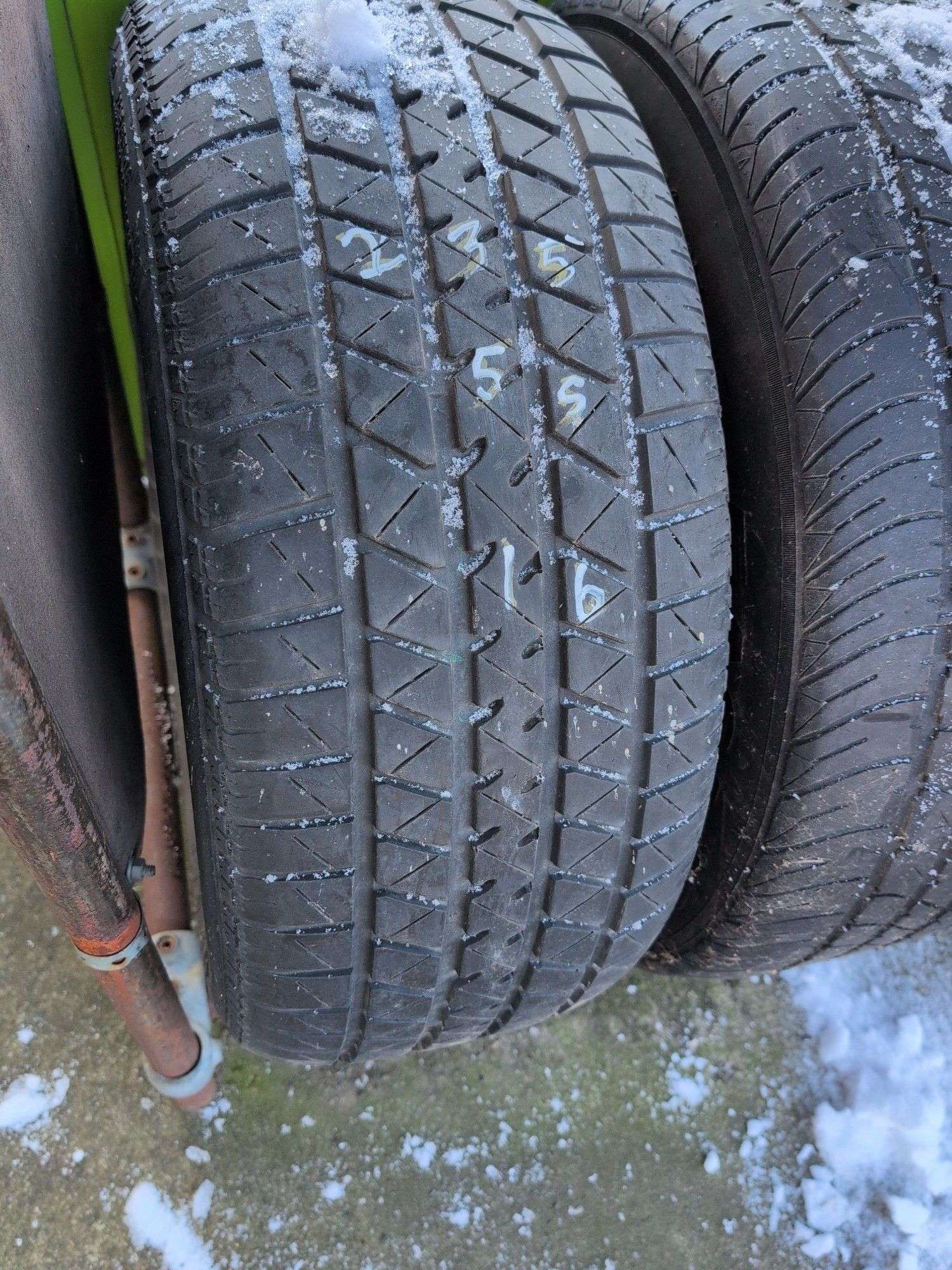 (6) miscellaneous tires in good condition - see photos