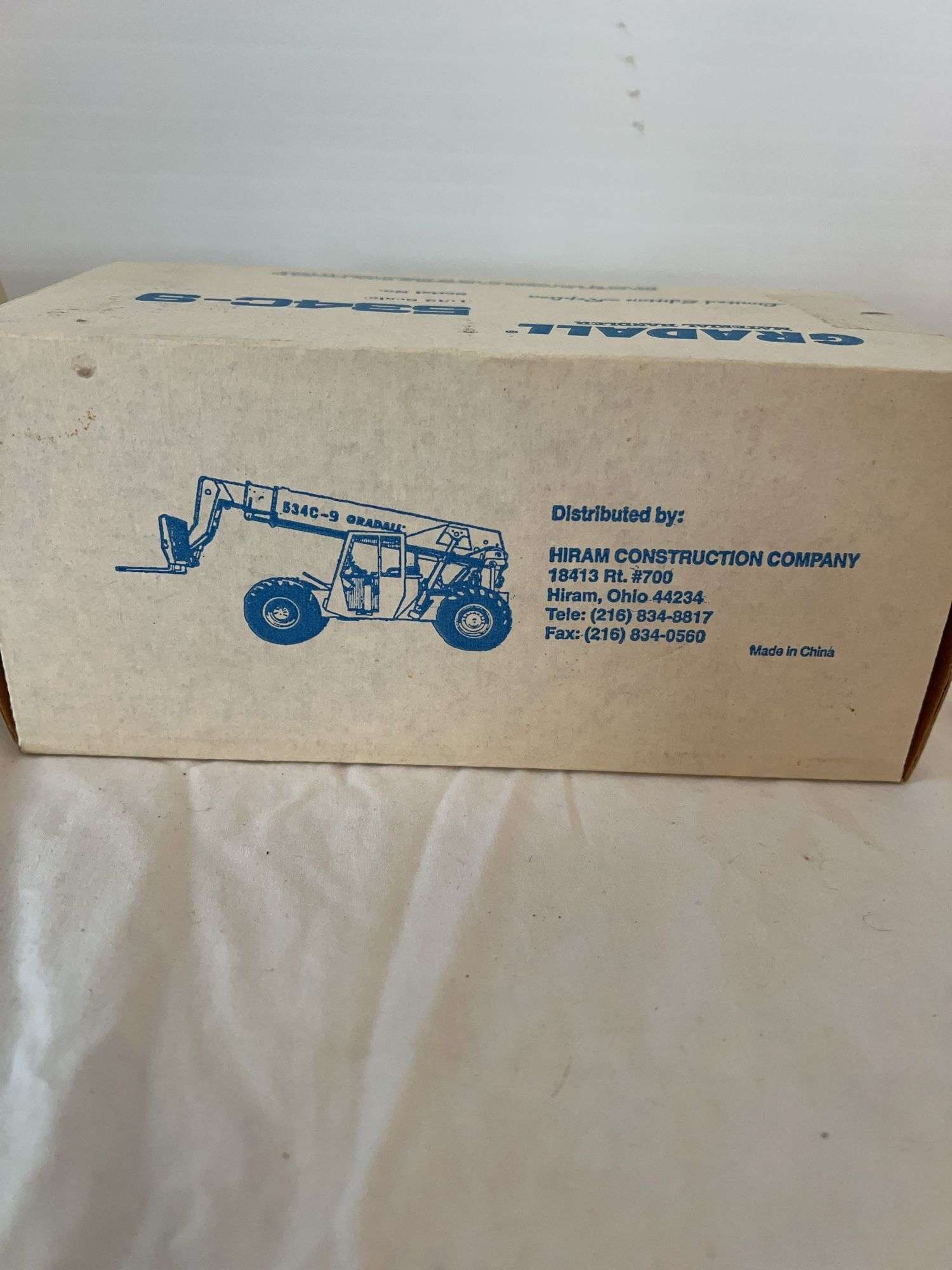 Gradall 50th Anniversary hydraulic excavator & material handler ...