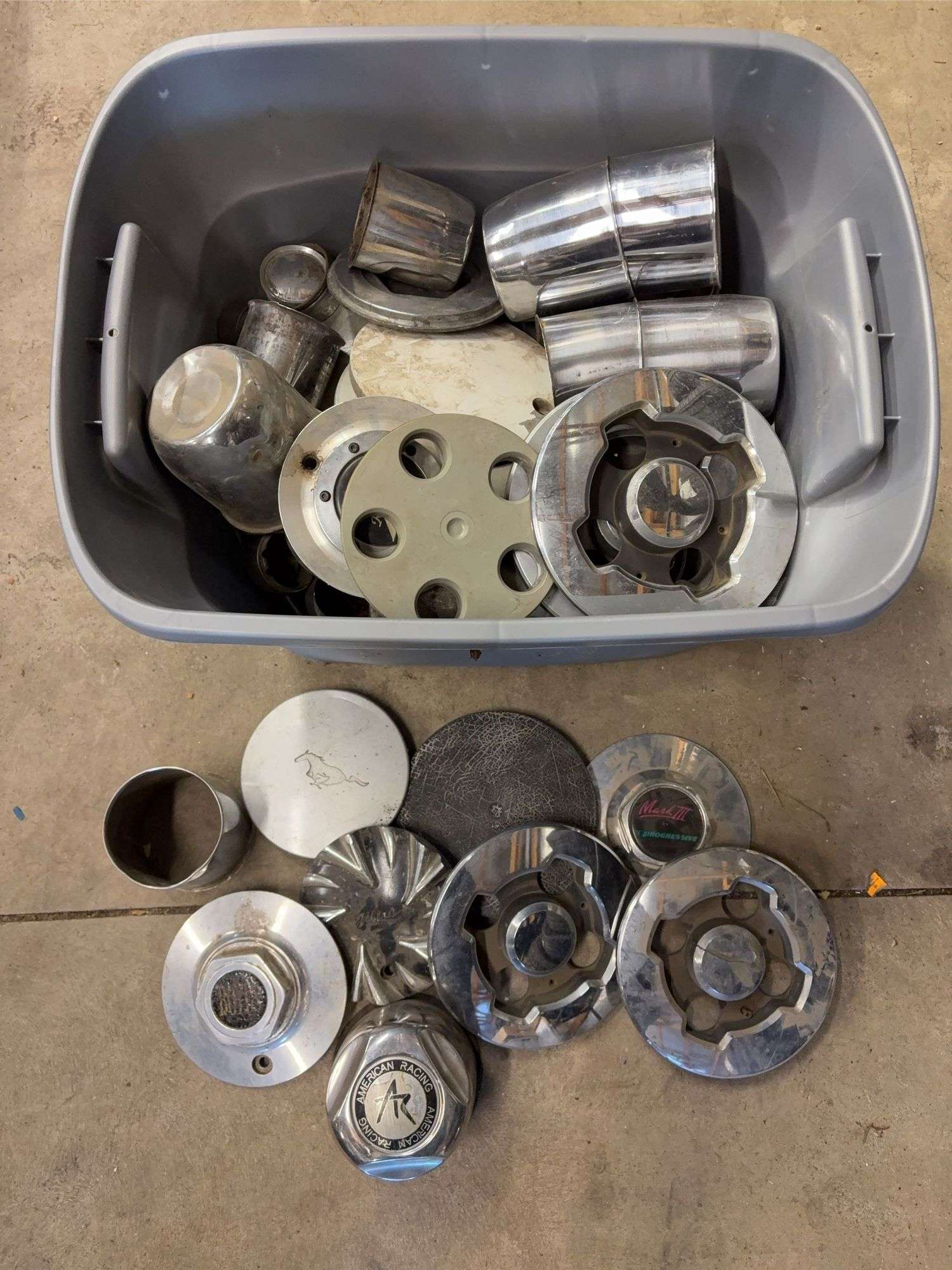 Tote miscellaneous hub caps and parts -American Racing, Ultra, Boyd’s and more