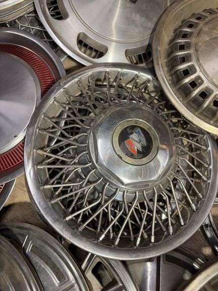 15+ hubcaps - see photos - Chevy, Buick, and more