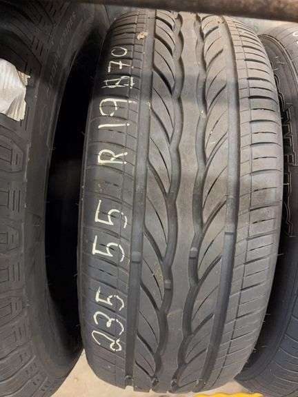 (4) miscellaneous tires like new - (2) matching - 235/55/R19 - see photos