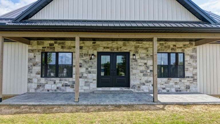 3 BR 2 ½ Bath Home in a Prime Location, SOLD for $575,000