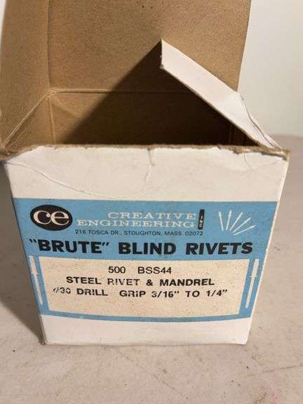 Polymer Paint sealant, (4) Door lock trims, (2) Universal joint repair kits, Battery washers, hydrau