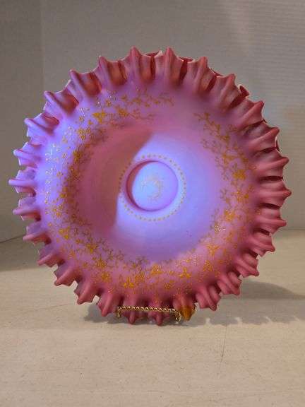 MT. WASHINGTON RUFFLED CASED PINK BRIDES BASKET GLASS BOWL