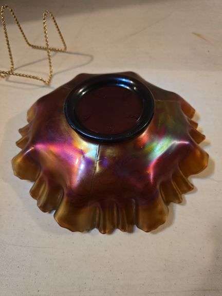 FENTON HEART AND VINES 8" RUFFLED CARNIVAL BOWL