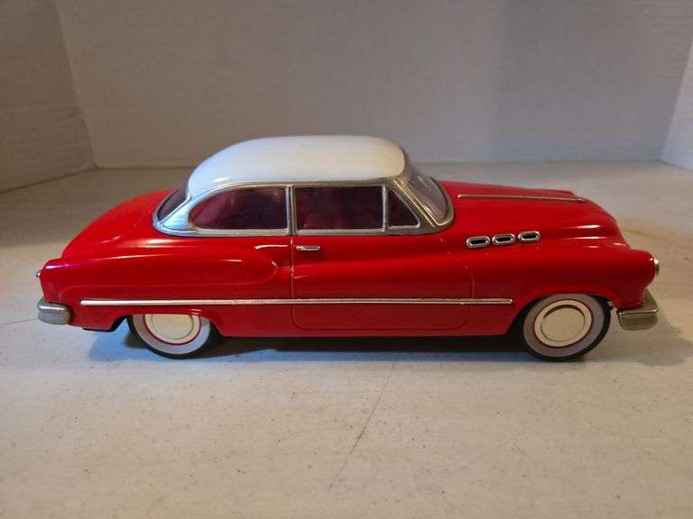 FIFTIES METAL FRICTION CAR