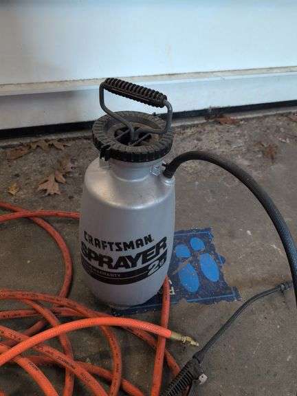 Air hose with Craftsman sprayer