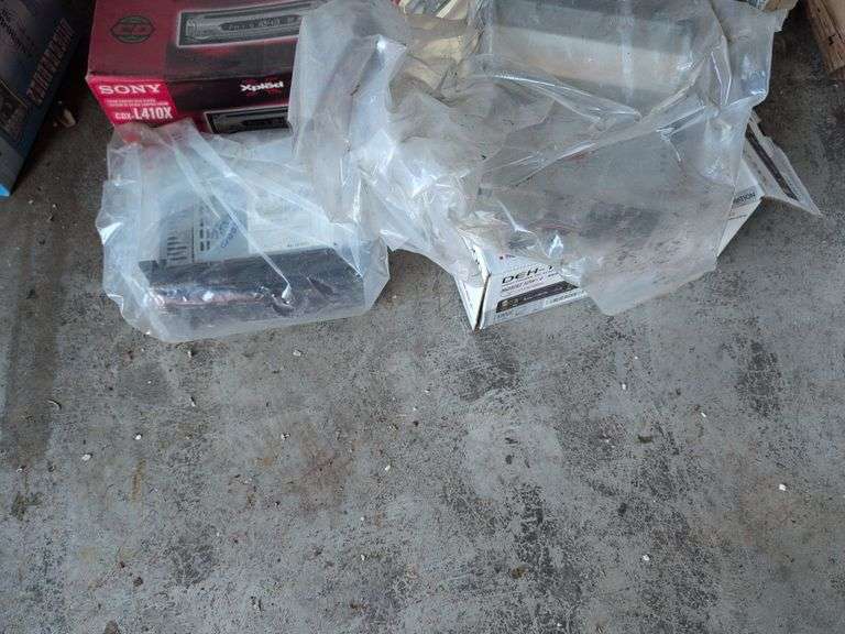 (5) car radios -JVC, Realistic, Pioneer and more