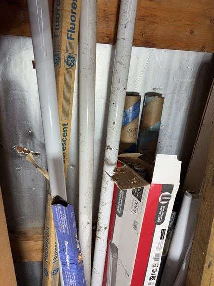 Large assortment of shop light bulbs of various sizes - see photos