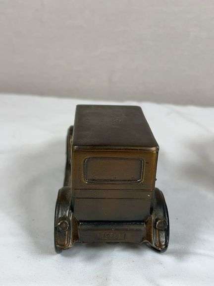 PAIR OF COLLECTIBLE COIN BANKS