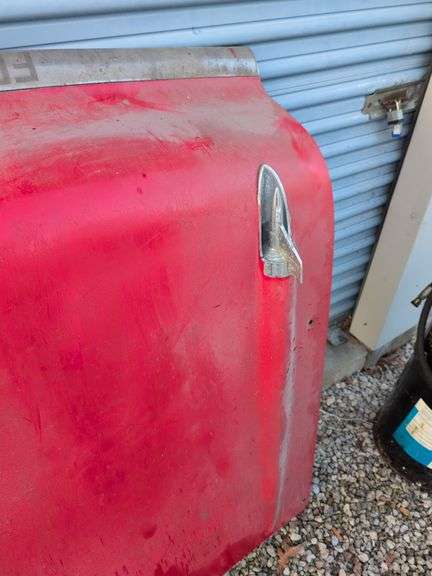 Fred’s vehicle hood - 45" x 52"