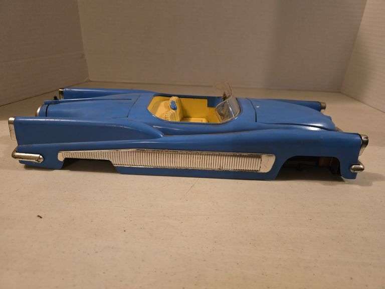 VINTAGE IDEAL BUICK CAR BODY NO WHEELS