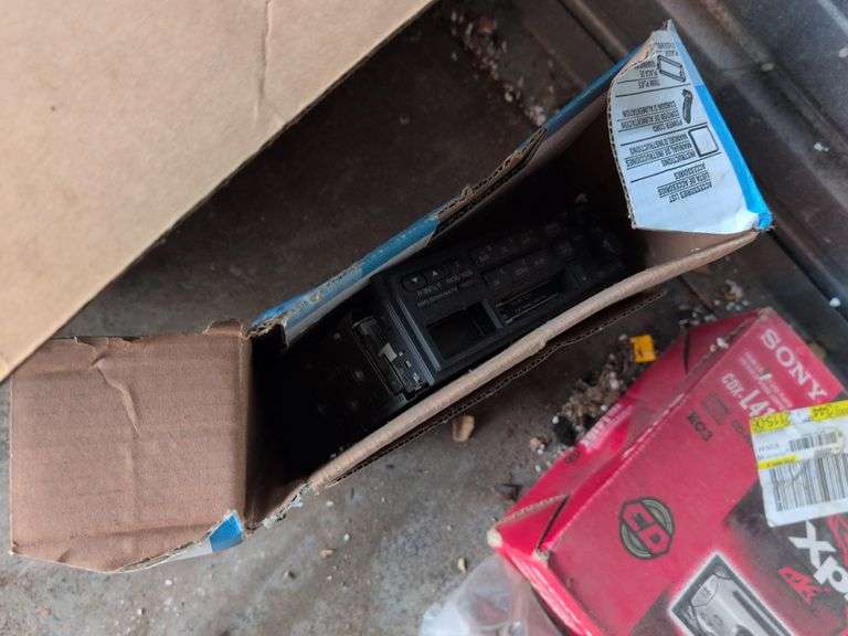 (5) car radios -JVC, Realistic, Pioneer and more