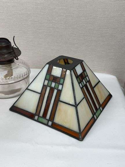 LEADED GLASS SHADE, LAMP BASE AND SATIN GLOBE
