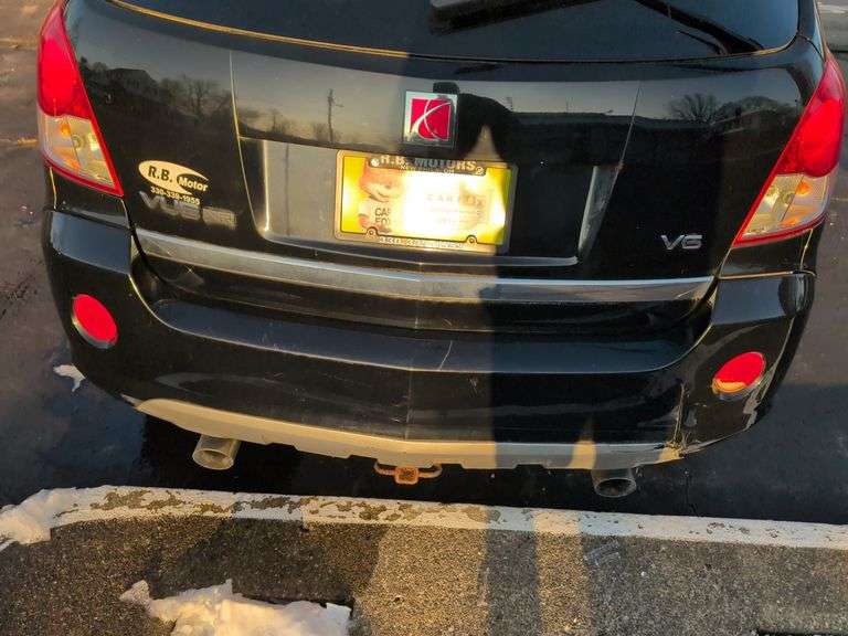 2008 Saturn Vue SW - showing 125,456 miles - runs good