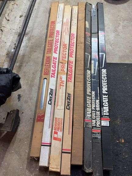 (8) tailgate protectors - see photos