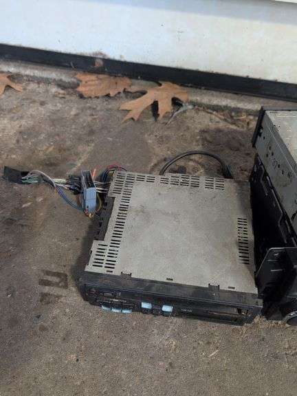 (5) car radios/CD players