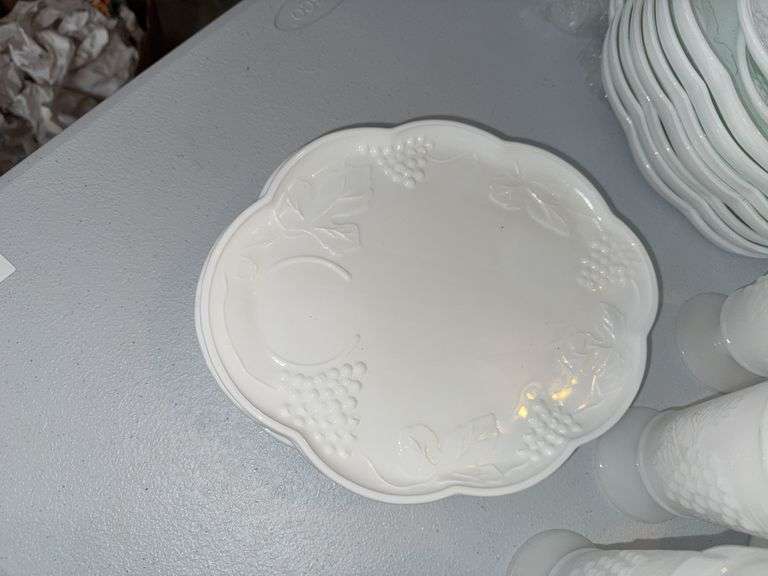 ASSORTED MILK GLASS SNACK PLATES AND CUPS