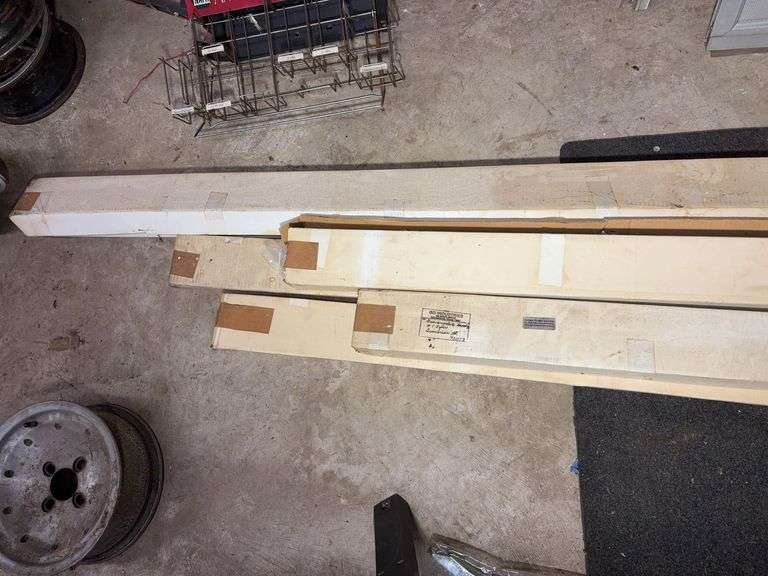 Vehicle fender pieces - see photos